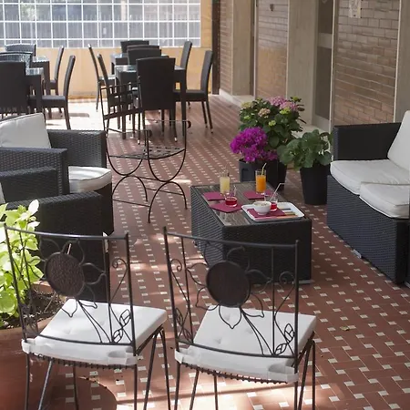 Manola 3* Римини