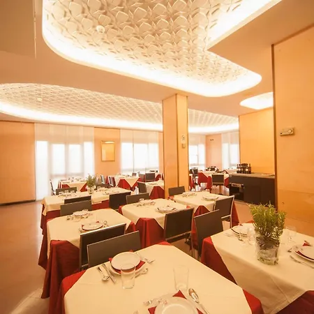 Manola Hotell Rimini