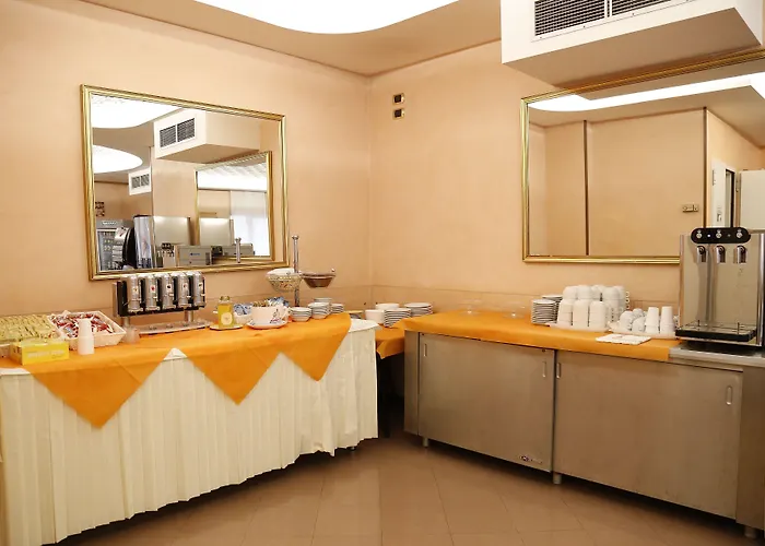 Manola Hotell Rimini