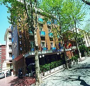 Manola 호텔 3*