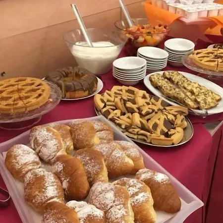 Manola Ξενοδοχείο Ρίμινι